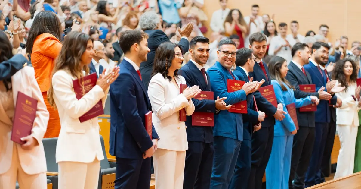 Comment optimiser votre réseau professionnel pour intégrer une grande école